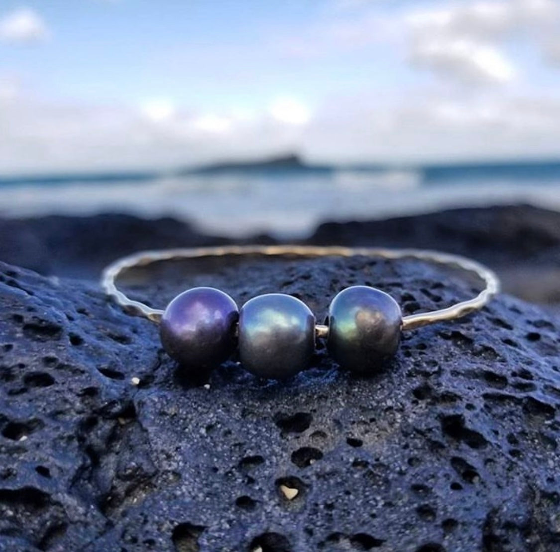 Tripple Pearl Bangle